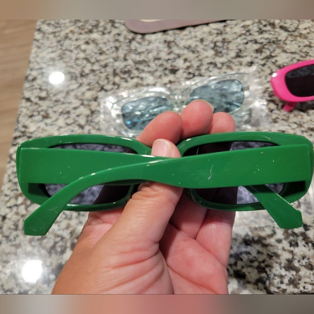 Multicolor rectangular fashion sunglasses - Picture 10 of 14